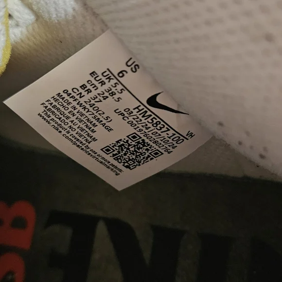 Nike SB Dunk High x Antihero - Picture 8 of 9